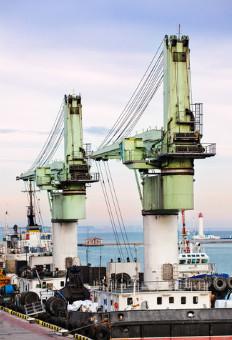 Marine Floating Boat Dock Crane For Shipyard Port Sea Port Heavy Lifting