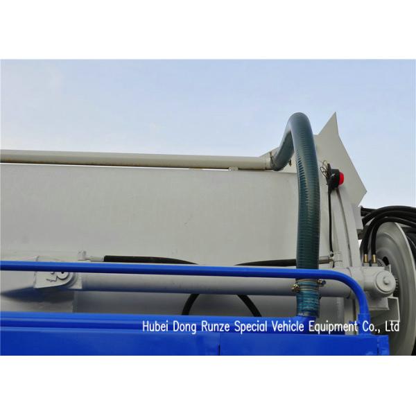 Vacuum Jetting Truck With High Pressure Jetting Pump and Vacuum Pump 5500Liters