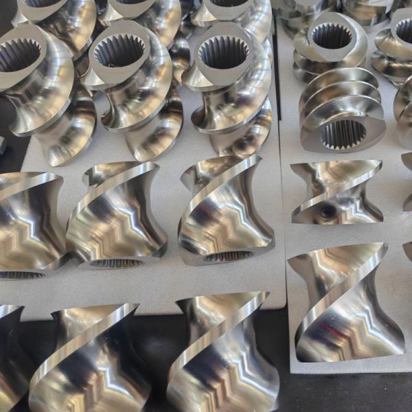 High Efficiency Mixing 30mm Bimetallic Twin Screw Elements for Durable Extruder Performance