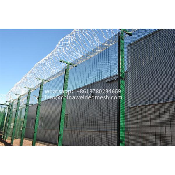 Galvanized Core Welded Mesh Fence 3m Width for construction