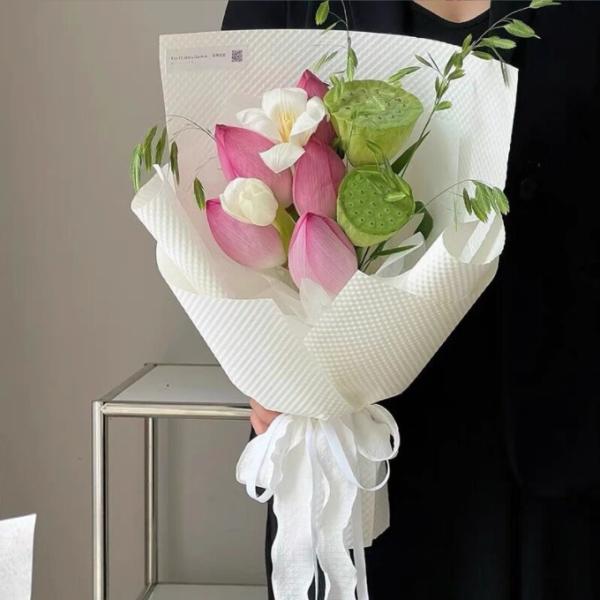 3D Artistic Embossed Waterproof Flower Art Kraft Paper Decorative Gift Packaging Florist Wrapping Paper for Bouquet Packing in Many Colors