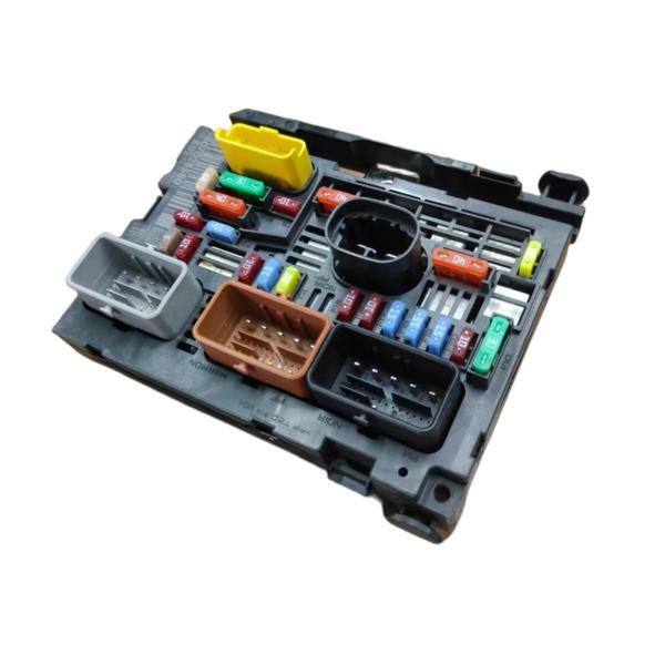 自動車エンジンのシューズボックス R02 BSM=R19=R18 Peugeot Citroen OE 9807028580 9809742780 9675879380