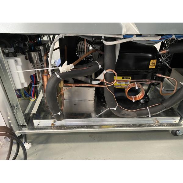 Top Mounted Commercial Glass Freezer With Automatic Drain Water Evaporating System