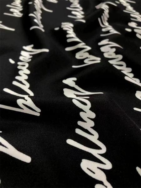 100 Percent Cotton Printed Denim Fabric Combed Yarn 9 Oz For Dressmaking
