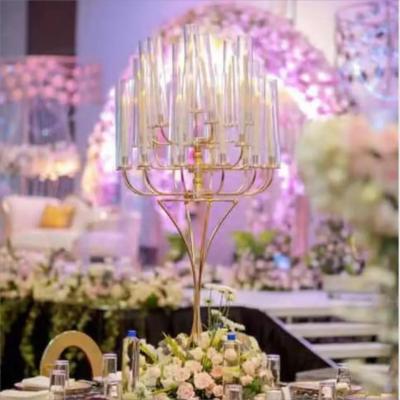 Novo Design Candelabro de Ouro Decoração de Casamento Festa de Presente Decoração de Mesa 25 Armas Casamento Candelabro Central