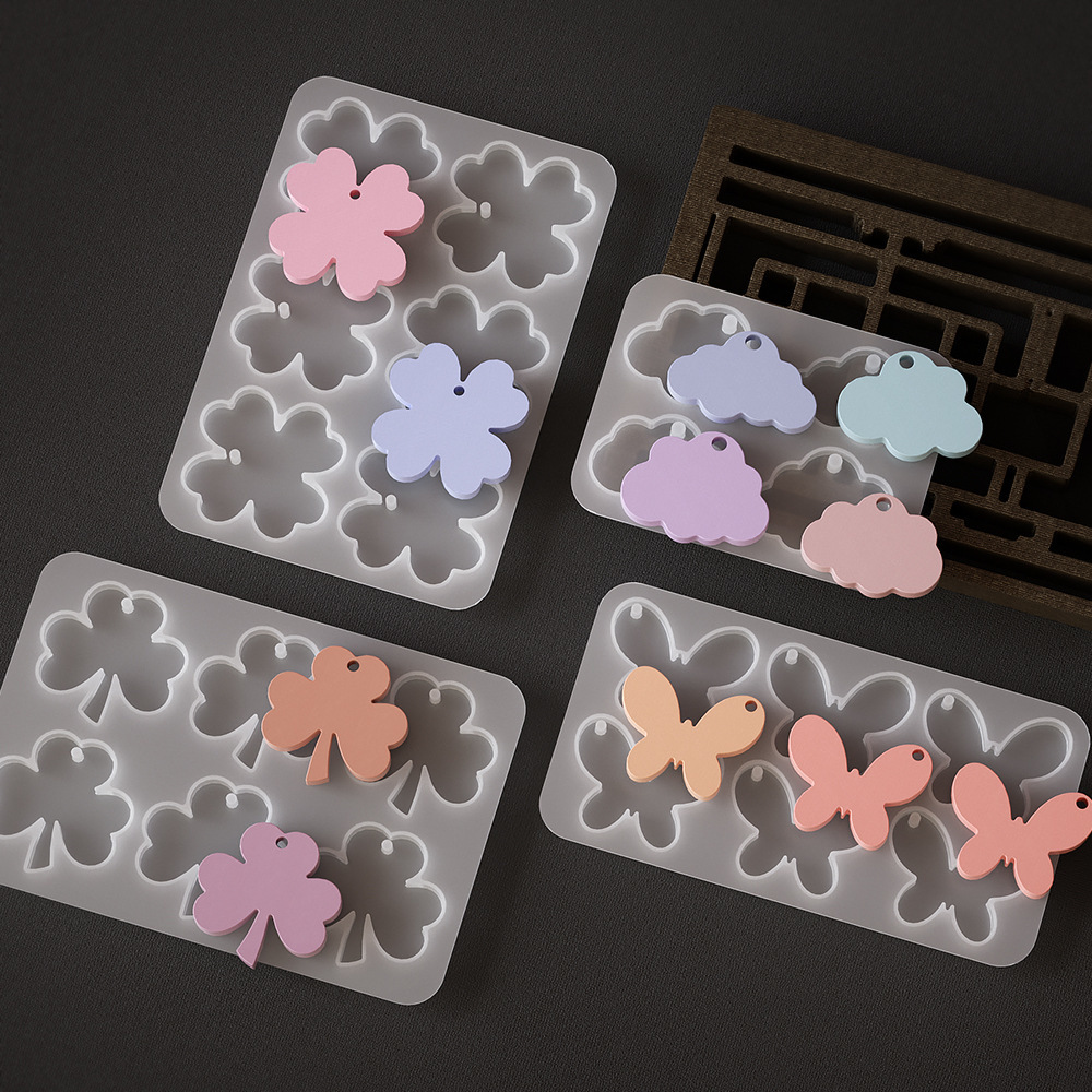 Dropped Clover Clover Butterfly Cloud Pendant Pendant DIY Keychain Pendant Silicone Mold