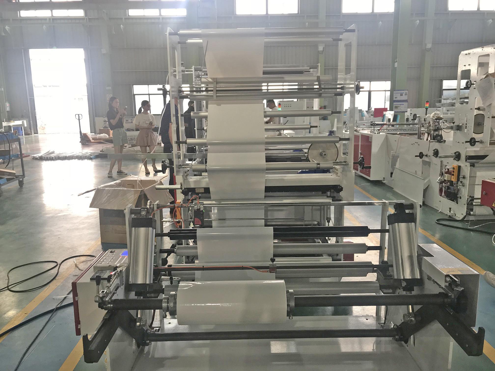 Полностью автоматическая сумка молнии LDPE делая машину 60PCS/Min, бортовую герметизируя сумку делая машину