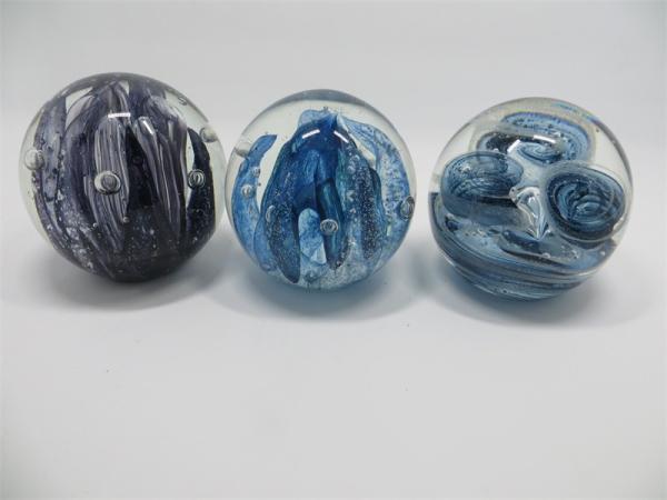 Glass paperweight,  glass ball,  glass round ball