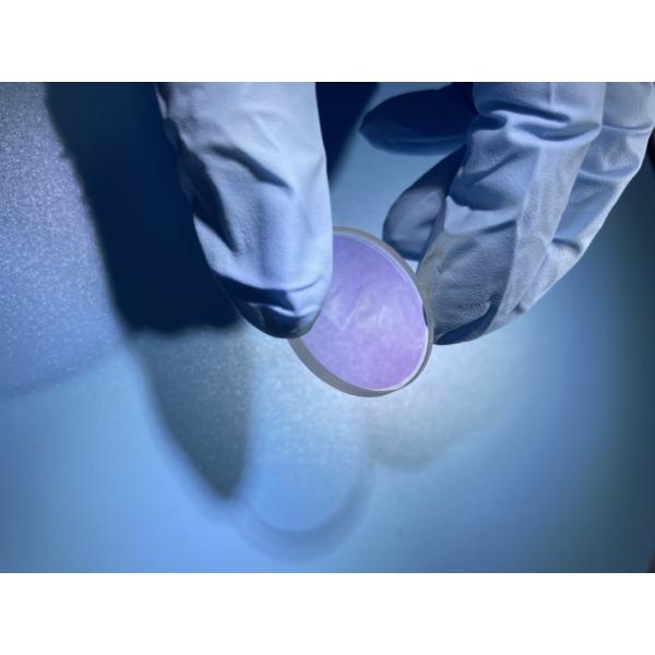 Высокоустойчивое сапфировое стекло разделяет голубые красные ясные части покрытия АР