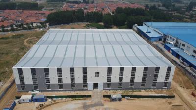 Q235B Construção de estruturas de aço Construções pré-fabricadas de aço com painel de isolamento