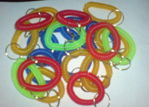 Plastic spiral coil wrist band key ring chain keyring random color competitive China price