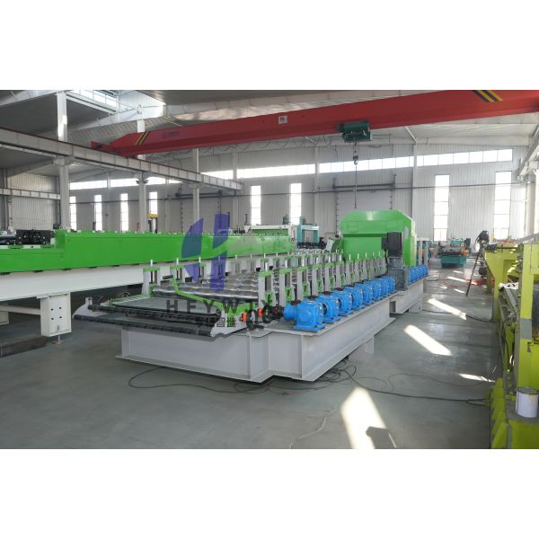 High Speed 1110 Glazed Tile Production Line with 16 Roll Forming Stations 11kw Servo Motor PLC Control