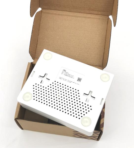MikroTik RB750Gr3（HEX 5）5 port Gigabit router 880MHz with USB Port