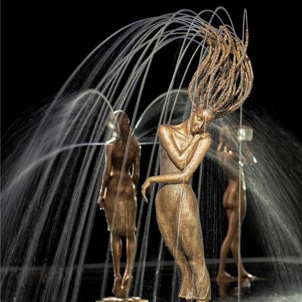 Outdoor Art Collectible Life Size Antique Bronze Statue Brown Bronze Fountains Sculptures for Public Space Sculpture