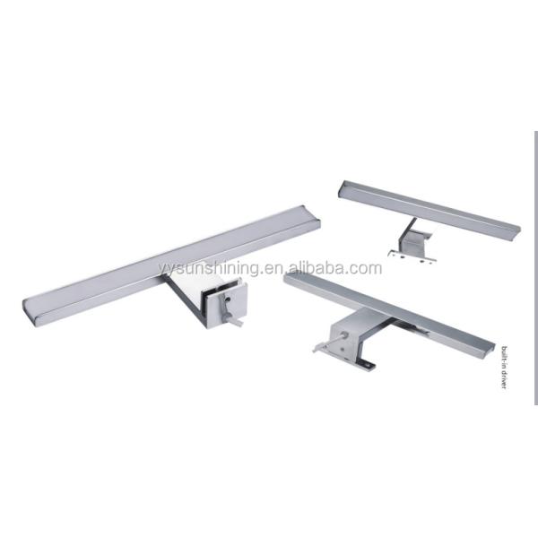 Smart Washroom IP44 LED Mirror Light with CHrome Plated Finishing and High Luminous Flux