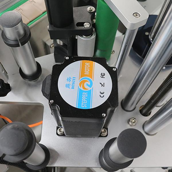 accuracy Roll Automatic Labeling Machine for Capping Sealing and Packing at Competitive