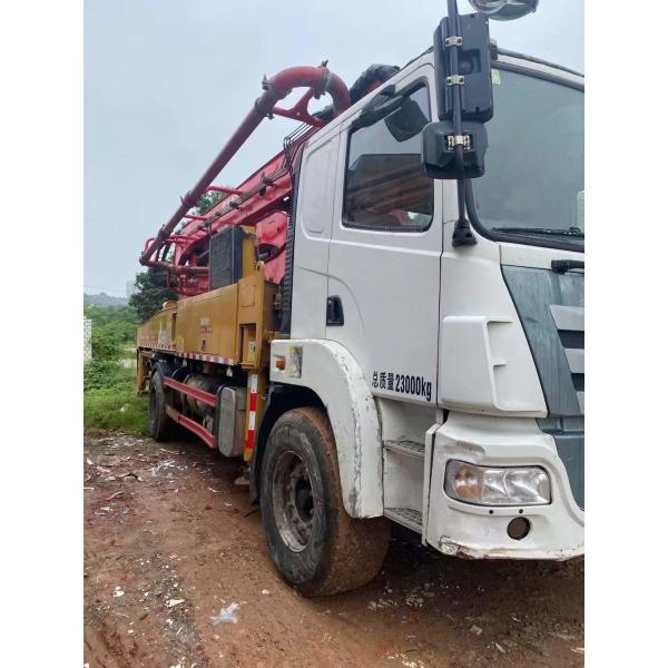180m³ Used Truck Concrete Pump , Diesel Concrete Pump Truck With Boom