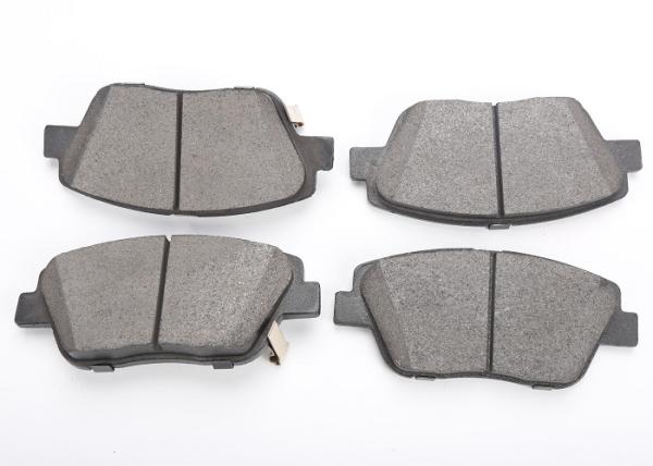 Car Disc Brake Pads  Low Metallic  60000-100000Km Warranty NAO Material