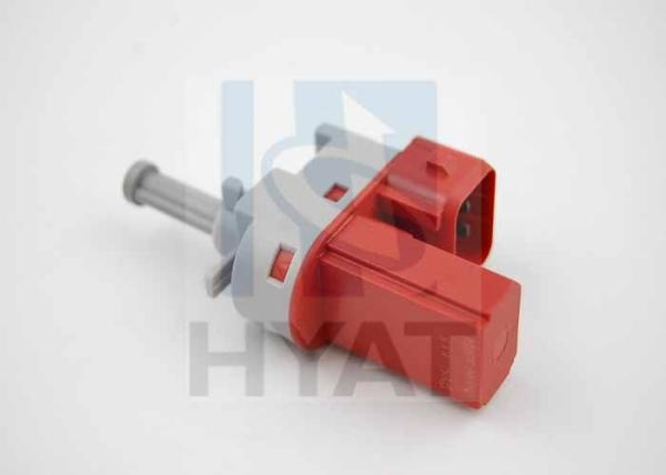 Vehicle Brake light switch for MAZDA/FORD OE 55 32 205 /1 024 901/1 066 389