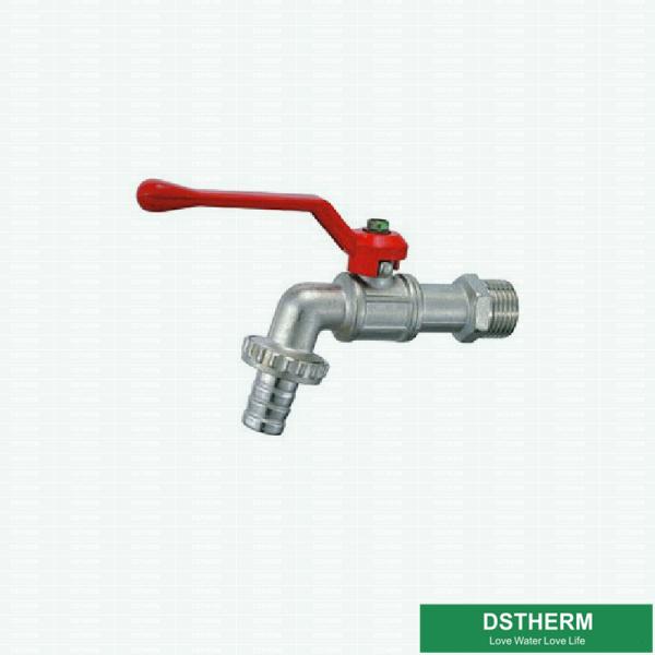 El peso medio modificado para requisitos particulares pulgada de la marca del 1/2 con Chrome plateó el golpecito de cobre amarillo del grifo de cobre amarillo de la bola