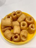 Des biscuits au riz croustillants à faible teneur en calories