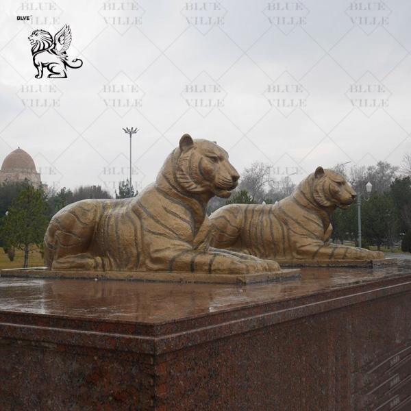 Bronze Lying Tiger Statues Metal Crafts Life Size Animal Sculpture Art Work Plaza Outdoor Decoration