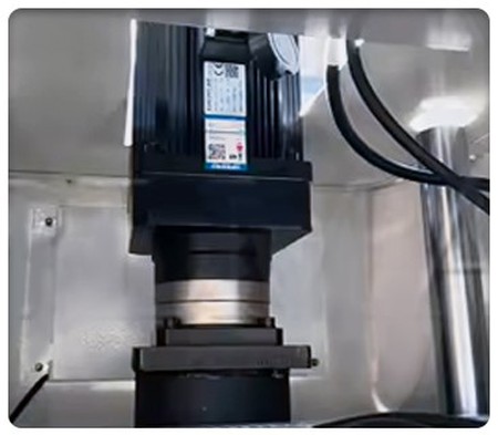 Série mini servo électrique pur CNC frein à pression hydraulique presse métallique