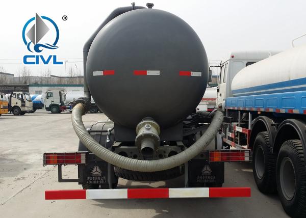 Sinotruk Howo7 Transporting Sewage Tank Cleaning Truck / Septic Pumping Truck 17CBM LHD 336HP