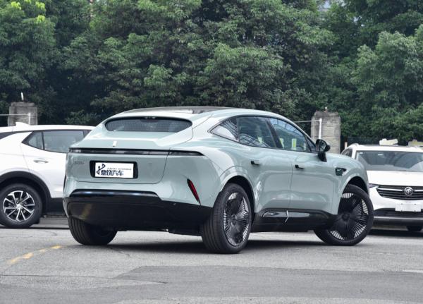 China SUV de luxo Avatr Carro elétrico Avatr 11 Large Center 5 portas 5 lugares SUV