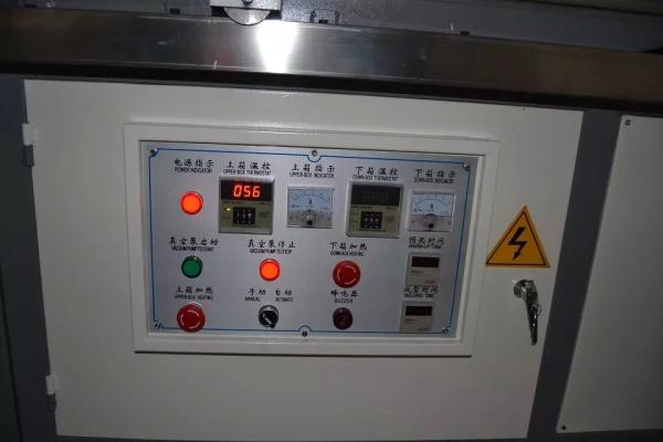Furniture machine for compressing pvc on doors or cabinets/Vacuum Membrane Press