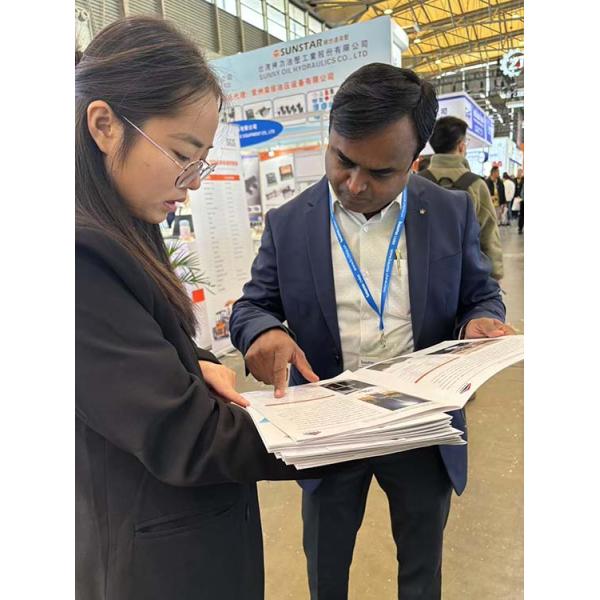 Quick Deployment Solar Powered Camera 5G CCTV Trailer for Construction Site Monitoring