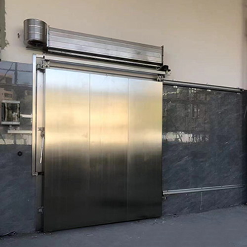 0.5mm 0.6mm 0.8mm Insulated Cold Room Doors For Cold Chain Logistics