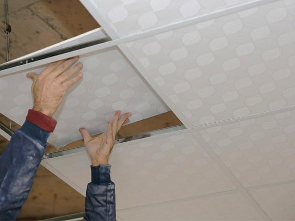High Quality PVC Laminated Gypsum Ceiling Fire Resistant Water Resistant Decorative 600x600mm