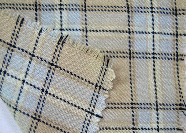 Comfortable 100 Polyester Fabric / Yarn Dyed Plaid Fabric For Garments