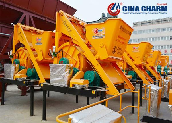 1.8T Portable Cement Mixer , Hydraulic Mixer Machine With 14m3/H Capacity