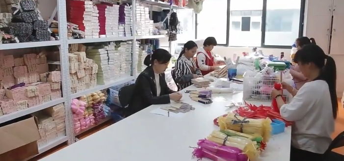 Nylon Cloth Folding Hand Fan, Round Foldable Flying Disc