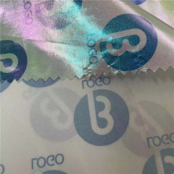 100% полиэстер 15DX15D ткани 45gsm 150CM на открытом воздухе Breathable серебряное украшенное лиственным орнаментом