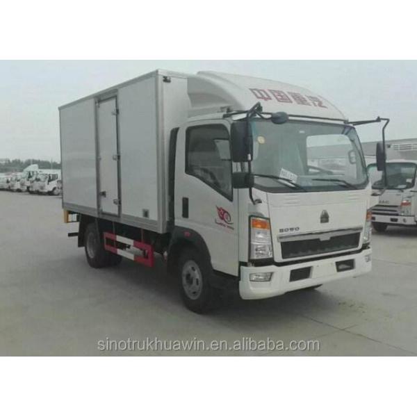 SINOTRUK HOWO food truck refrigerator freezer refrigerator van truck