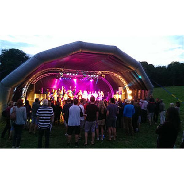Коммерчески крышка этапа белого и черного половинного купола раздувная для концерта или событий
