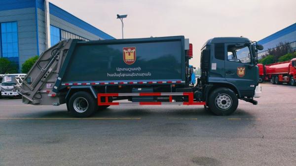 Dongfeng Garbage Collection Truck Rubbish Compressed Refuse Collection Vehicle