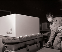 ТИГЛИ, БАКИ, ШЕВЕЛИЛКИ, СТЕКЛЯННАЯ ФРИТТА ДЛЯ ОПТИЧЕСКИ СТЕКЛЯННЫЙ ПЛАВИТЬ