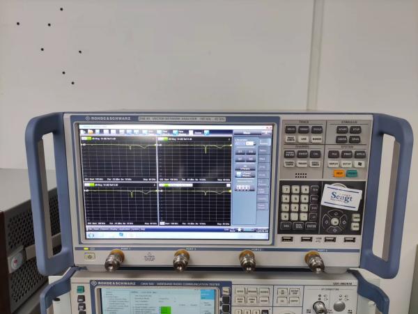 Analizador vectorial de redes de alto rango dinámico Rohde & Schwarz ZNB40 VNA 40 GHz