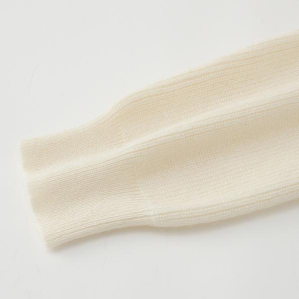 Нежность v изготовленного на заказ свитера кашемира женщин бежевая случайная - верхние части зимы шеи