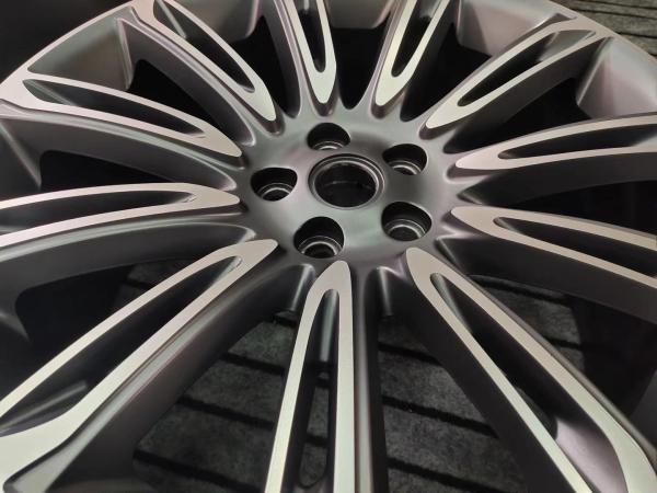 Corrosion Resistant Rims For Land Rover , Grey Alloy 5x120 Wheels 22 Inch