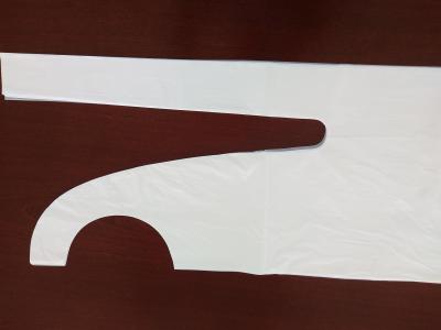 Eco Friendly Food Contact Plastic Cooking Aprons 69 X 107 Cm Oil Resistance