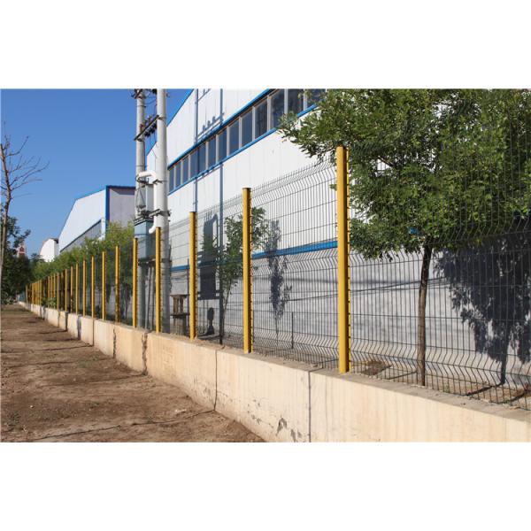 2030mm Tall Q235 3d Welded Wire Fence Green Powder Coated