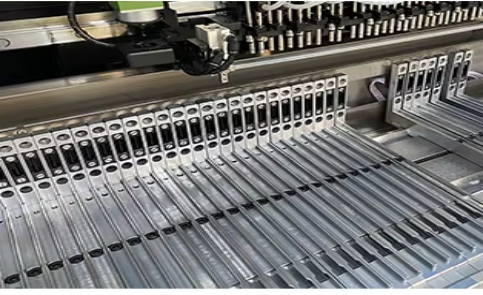 Long-term Cooperation with Customers speed and Multi-functional Surface Mount Technology Machine in HT Series