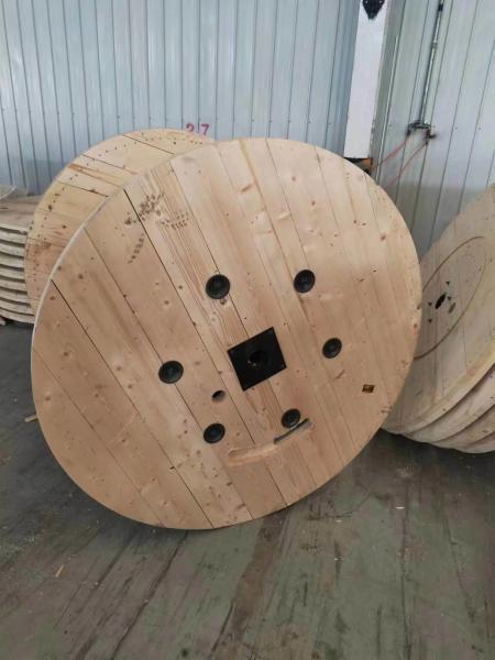 4 Way Wooden Cable Reel Round Large Wood Cable Spool Used For Cable