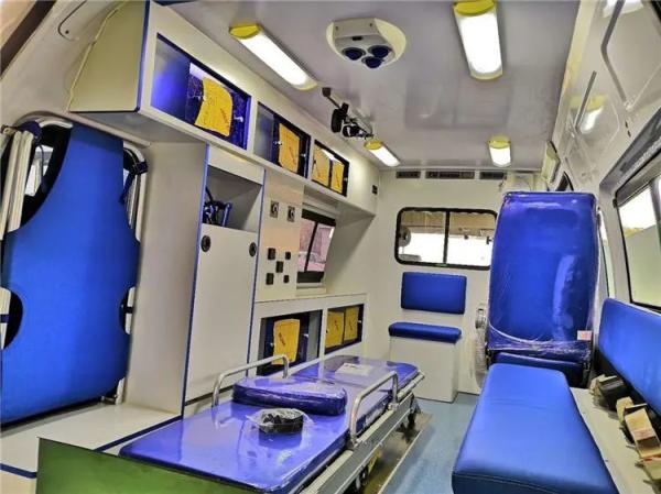 New Automatic ICU Ambulance Diesel EURO 5