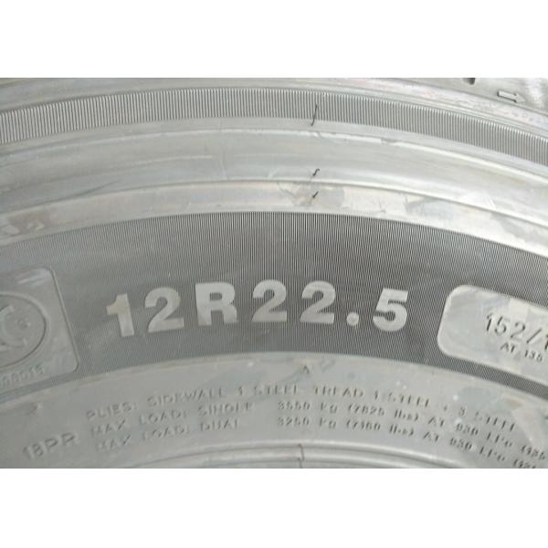Long Service Life Highway Truck Tires 12R22.5 Tubless Designed High Speed Driving